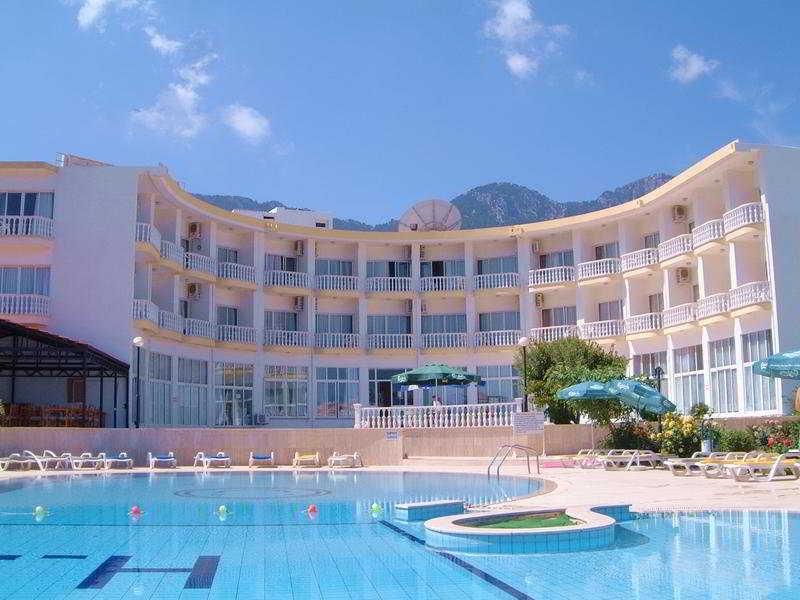 Sempati Hotel Lapithos  Exterior foto