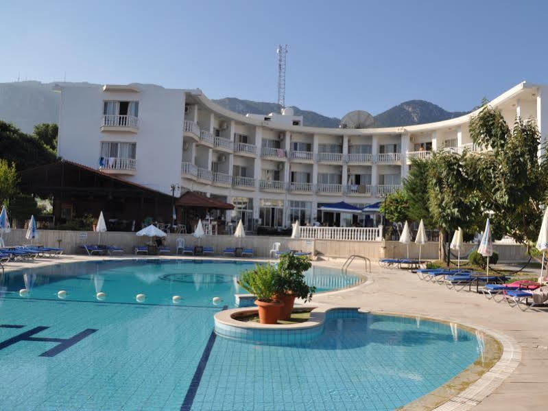Sempati Hotel Lapithos  Exterior foto